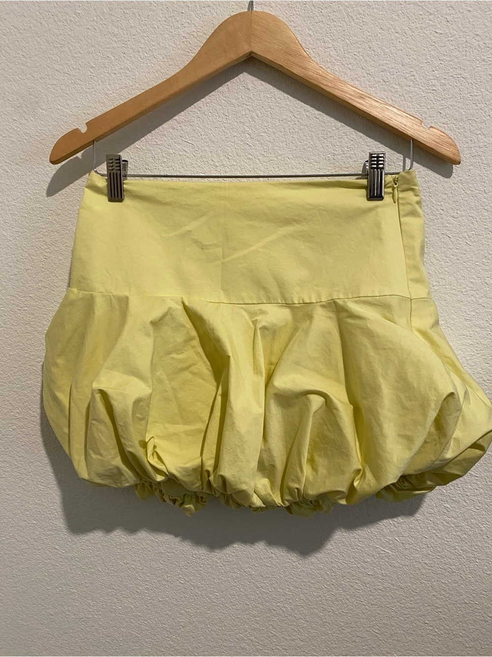 Zara Lemon Bubble-Hem Skort